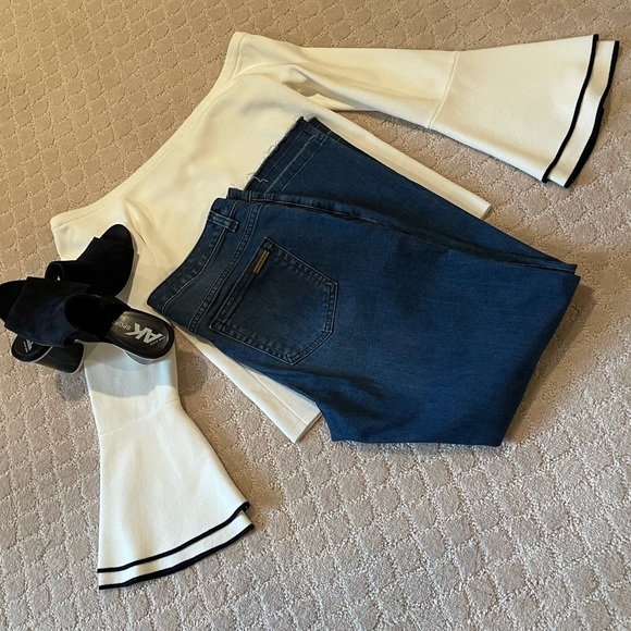 Meet your Posher, Dawn - Picture 3 of 7